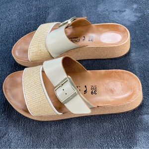 Birkenstock Cream and Tan Slide Sandals